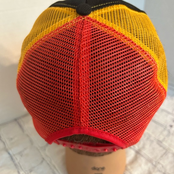 VINTAGE NOVELTY USA MADE MENS MESH AND SNAPBACK TRUCKERS HAT O/S - Picture 5 of 7